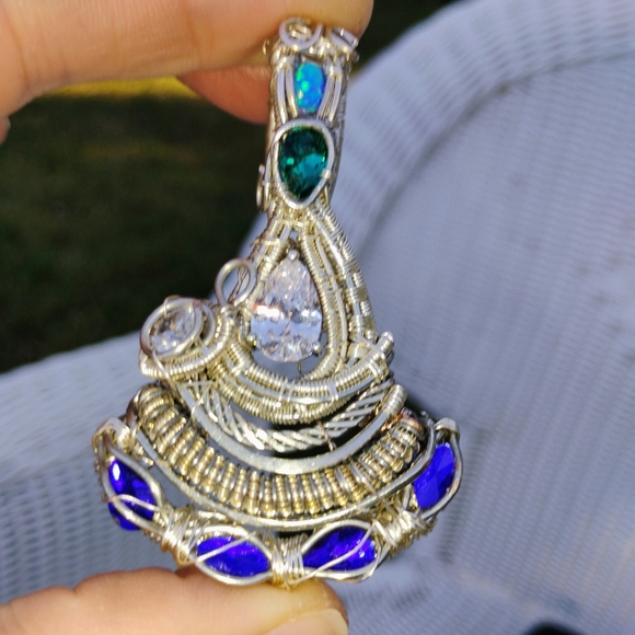 Wire wrapped Cubic Zirconia - Picture 4 of 11